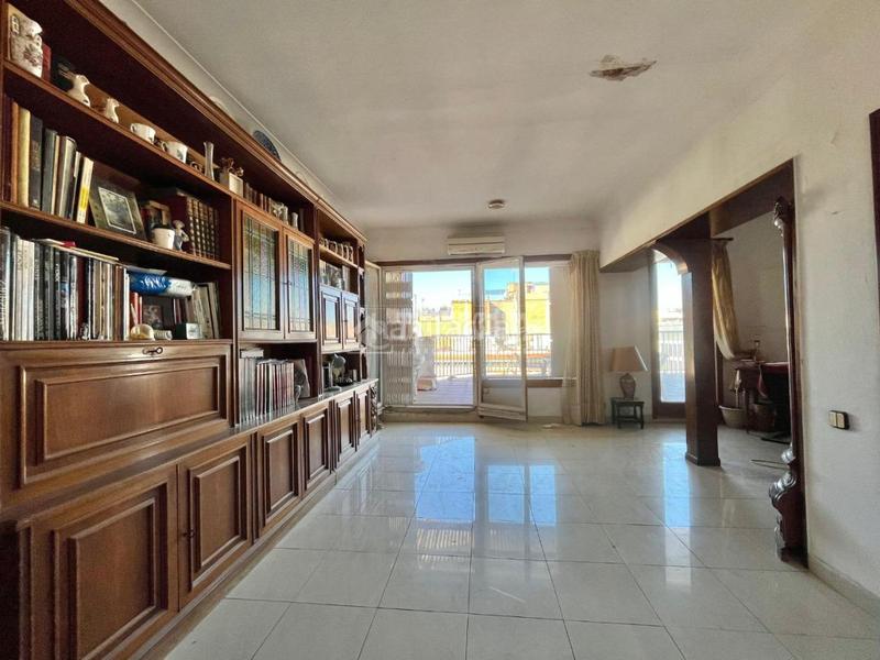 Foto f4ff04b7-efb6-4ad1-8a0e-9ffa036e1f64. Appartement dans Sant Antoni Barcelona