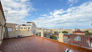 Pis a Sant Antoni. Piso en venta en barcelona