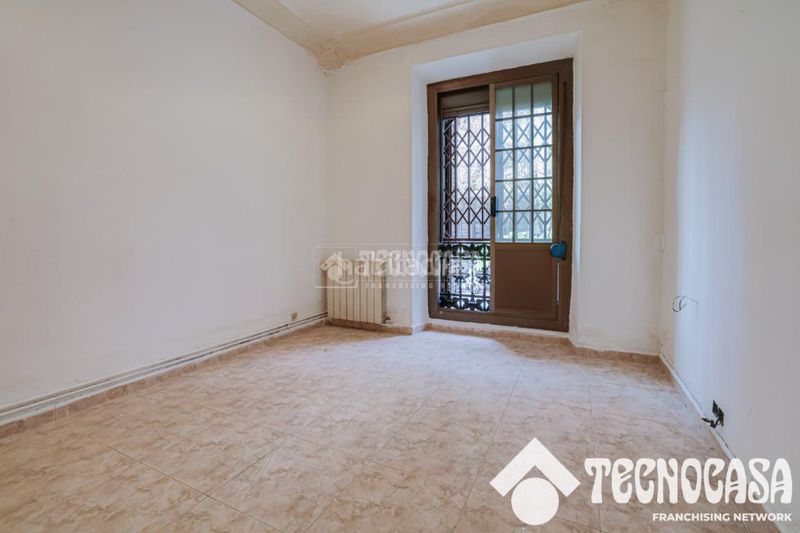 Foto 0db27de3-7496-4c2a-8c99-b1c8d8629110. Pis a Sant Antoni Barcelona