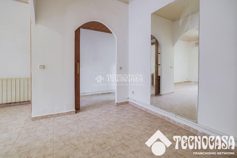 Foto f3779ec7-38d6-4d51-a09b-d6fddee72168. Pis a Sant Antoni Barcelona