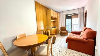 Pis a Sant Antoni. Piso en venta en barcelona