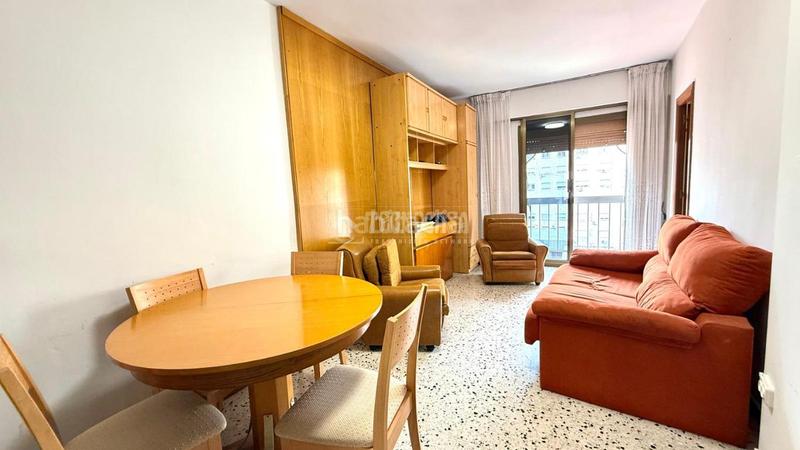 Foto d2e9a2ce-23df-4dc6-9685-1e98f1a69cb7. Piso  en venta en Sant Antoni Barcelona