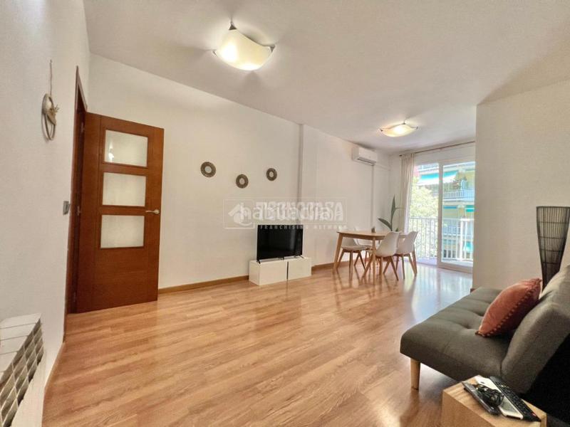 Foto 302c2889-b65b-4668-904d-ff05897636fa. Appartamento con riscaldamento in Sant Antoni Barcelona