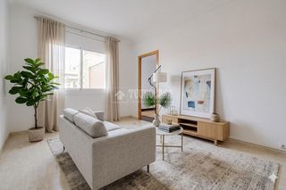 Pis a Sant Antoni. Piso en venta en barcelona
