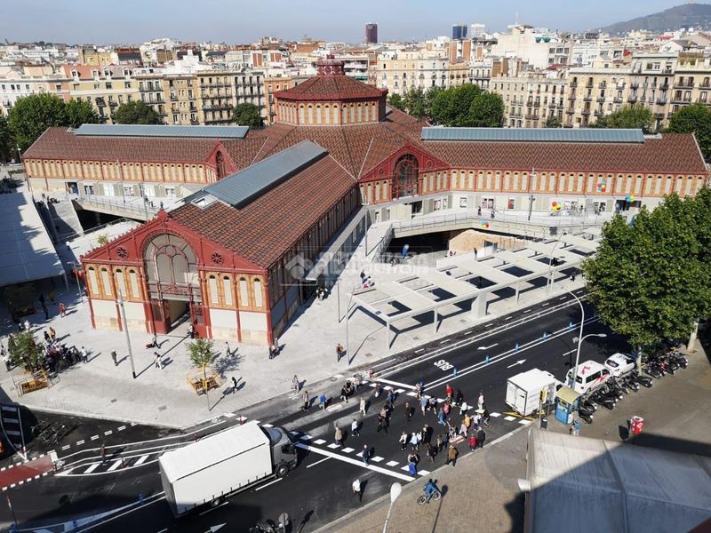Foto 6f6ab6d4-e134-4ee8-b732-9090272a124f. Pis amb calefacció a Sant Antoni Barcelona