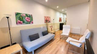 Pis a Sant Antoni. Piso en venta en barcelona