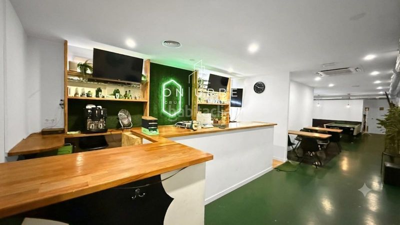 Foto e924f2a0-6429-487a-92c7-6c2eace6ce1d. Local comercial a Sant Antoni Barcelona