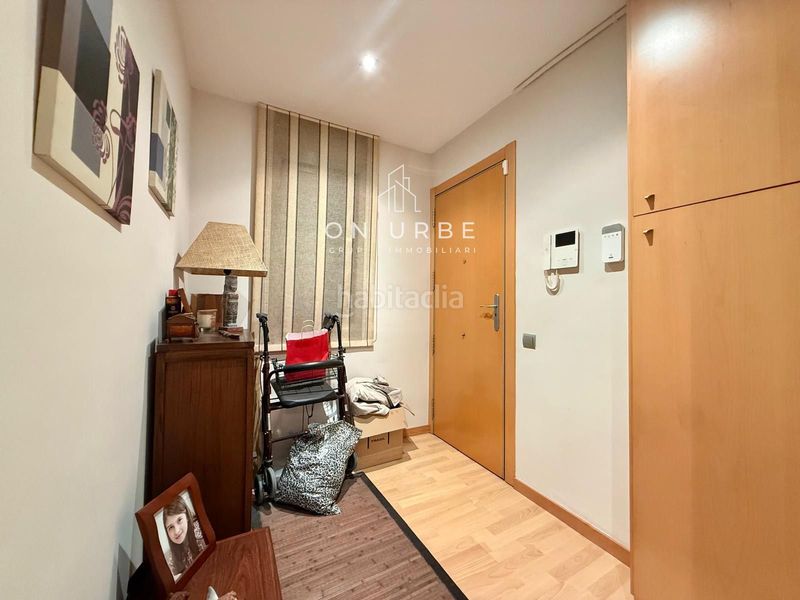 Foto 704a88cf-8755-44ad-b734-1324fc04a66f. Pis a Sant Antoni Barcelona