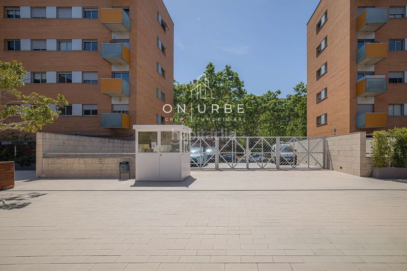 Foto 8676a398-f841-4b88-bf6d-e160ce95f31d. Pis amb aparcament piscina a La Vila Olímpica del Poblenou Barcelona