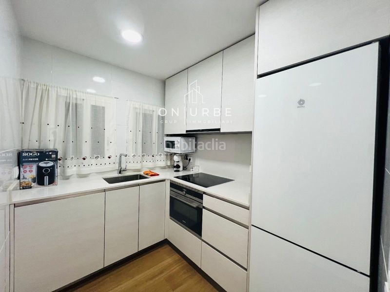 Foto 0b3996f4-2a23-4042-8766-851e77b7fd93. Piso onurbe grup piso en venta en la lagosta en Llagosta (La)
