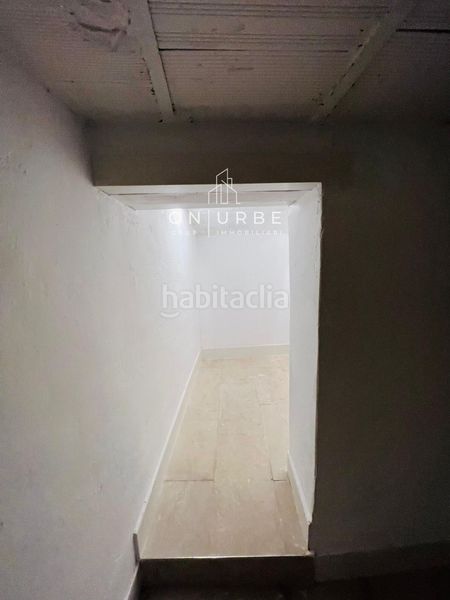Foto 15555b0f-bc30-4adb-8429-9ca67a998ef9. Local comercial a Raval Barcelona