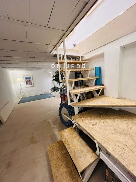 Foto 4d8cc71d-a0d0-449c-ac40-77c5cba95678. Local comercial a Raval Barcelona