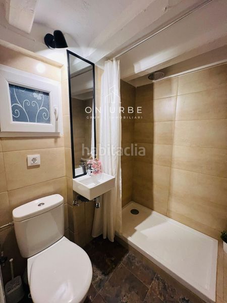 Foto b62f6153-bc89-49d3-a4f3-a8ed7fb03754. Local comercial a Raval Barcelona