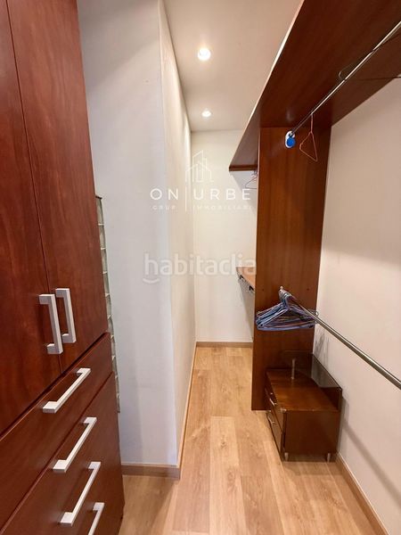Foto 058846b0-ec54-4e67-a6d1-b8df1901fbe1. Pis amb calefacció a Putget - Farró Barcelona