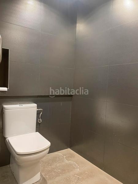 Foto b330967e-e818-4bba-b6d8-4706acab3cd0. Local comercial a Zarautz