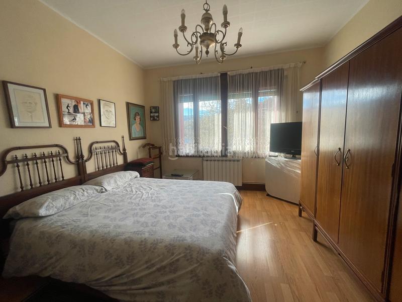 Foto 0585c66a-b96a-4216-9b0d-06df6f330f33. Piso en Zarautz