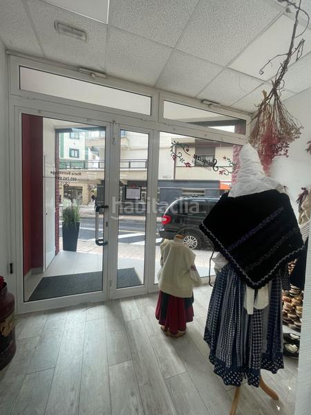 Foto fc9184a4-e4fd-4c96-9faf-46882f0b8dea. Location local commercial dans Zarautz