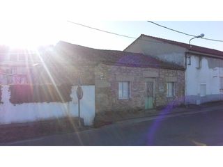 Terreno residenziale in Calle alfonso navalon 63. Parcela en venta en fuentes de oñoro