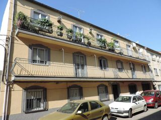 Flat in Calle cardenal minsdzenty 1. Venta de flat en ciudad rodrigo