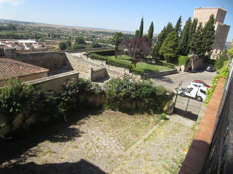 Foto d655ab78-855f-4dfc-83b7-3d850103b735. Edifici a Ciudad Rodrigo