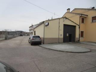 Nau industrial  Calle clemente velasco. Nave y oficina en venta
