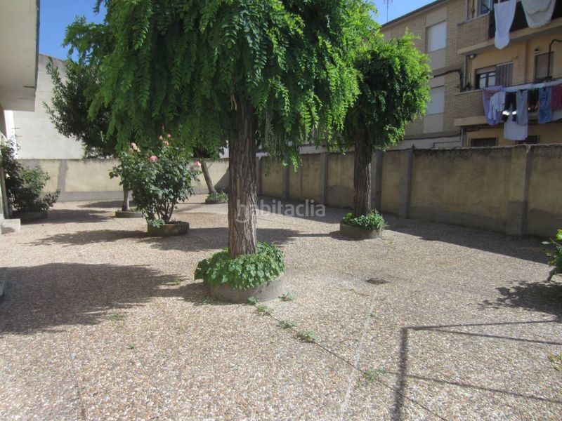 Foto 1d2b7b3a-d33f-4e3a-90ad-cb204529b4bc. Edificio  en venta en Ciudad Rodrigo
