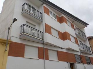 Pis en Calle zaragoza 38. Altura piso 2, piso superficie total 108 m, superficie til 10