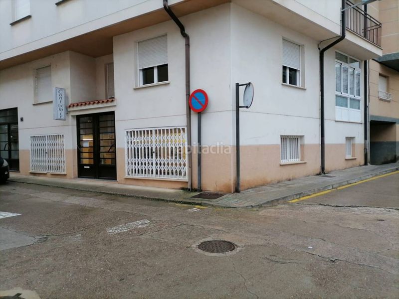 Foto 3f4cca8c-c2c3-4f11-b810-d30934e88e58. Office space in calle arapiles 23 in Ciudad Rodrigo