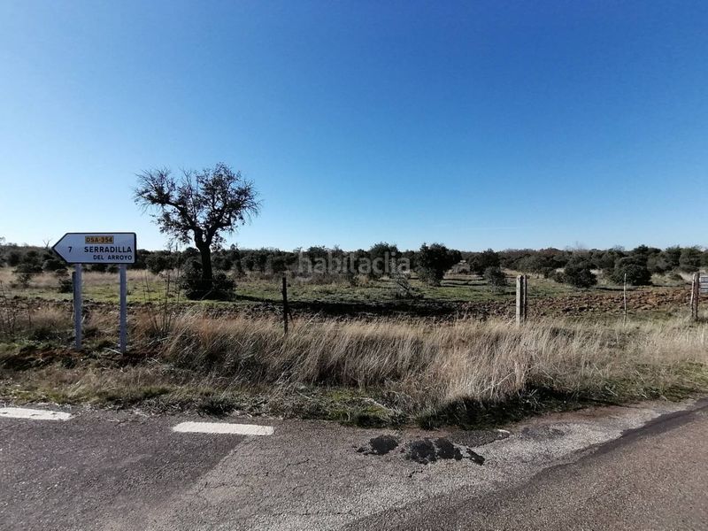Foto 88ce775c-11ba-4f0a-9c03-f1501b42c9c8. Finca rústica a Serradilla del Arroyo