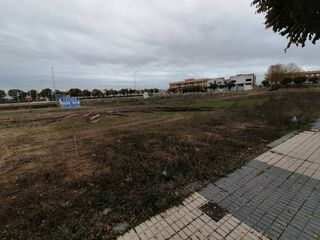 Terreno residenziale  Calle los castellanos. Parcela en venta en deliciasprosperidadrollopuente ladrillo