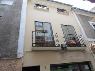 Edifici  Calle toro. Superf. 72 m², útil 60 m²,  2 habitaciones (1 doble,  1 individu