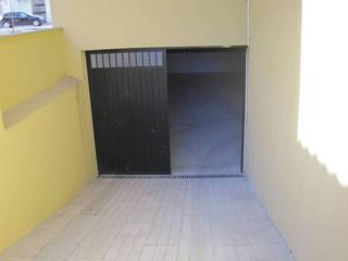 Aparcament cotxe  Calle carcabas. Superf. 20 m², útil 20 m², 7 plazas, subterráneo, amplias.