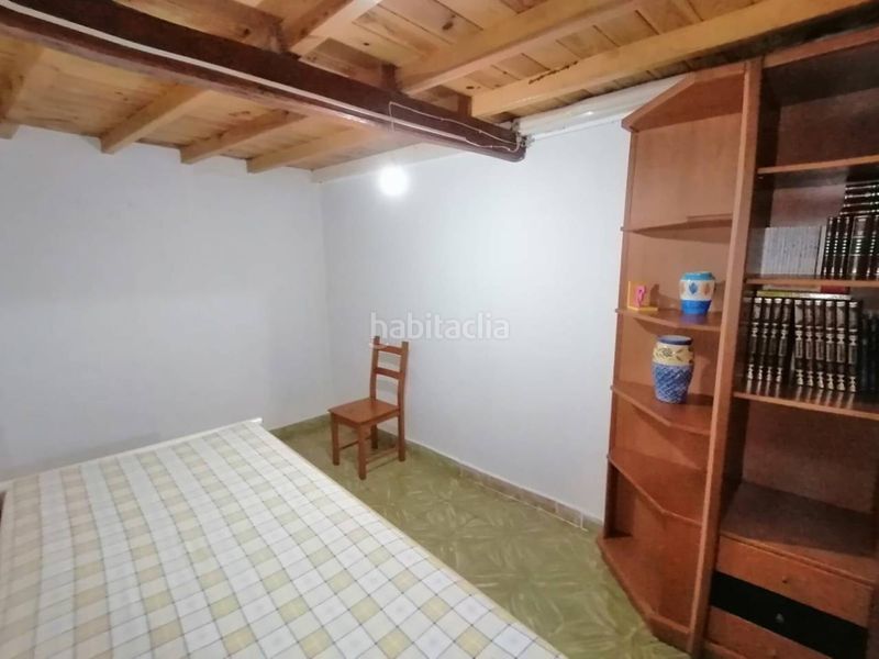 Foto 0228cd77-2822-4c49-abf0-b49bc961fa0f. Casa adossada a calle parroco 2 a Bodón (El)