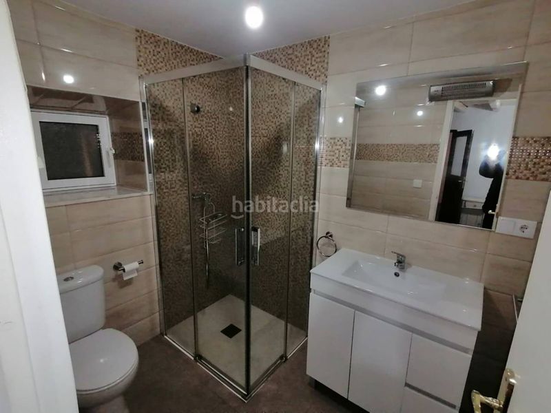 Foto bfc0c036-f0dc-4031-832d-77e69ac44543. Casa adossada a calle parroco 2 a Bodón (El)
