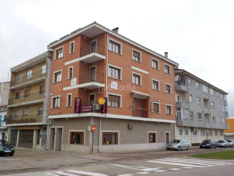 Foto bdeb92bd-77c6-4d30-b025-050375396e4c. Edificio  en venta en Ciudad Rodrigo