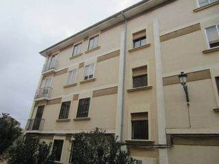 Appartement  Calle lanceros de d. julian. Piso en venta