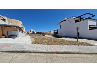 Landgut  Calle uranio. Terreno en venta en ciudad rodrigo