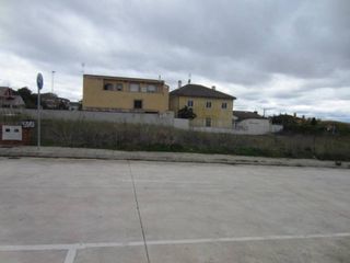 Gewerbliches Grundstück  Calle independencia. Parcelas urbanas de nueva construcción en venta