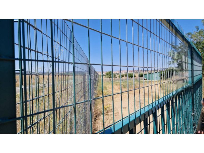 Foto a1887bd1-6a79-4043-ad32-19c311497e03. Finca rústica a Ciudad Rodrigo