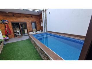 Casa aparellada  Calle benito polo. Casa con garaje, cocina baja, piscina, jardn, terraza