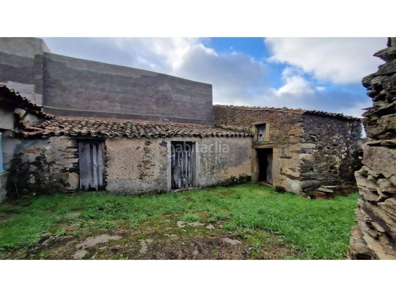 Foto 8629dd74-89ca-4c67-9d7c-e658d96d0022. Casa a larga 91 a Carpio de Azaba