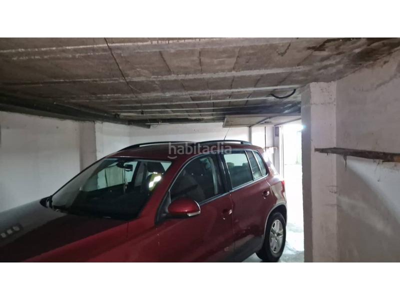 Foto 8f4bc526-09ec-4e31-8b57-b9ad6cd76ed2. Aparcament cotxe a badajoz 15 a Ciudad Rodrigo