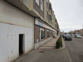 Lloguer Local Comercial  Carretera salamanca. Local comercial en alquiler