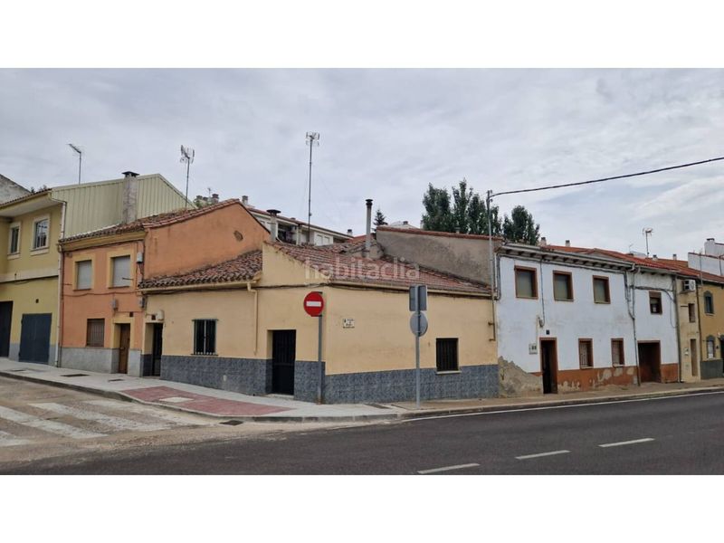 Foto 029e1e1b-2891-430a-ae43-93bdee50bf86. Casa amb calefacció a Ciudad Rodrigo