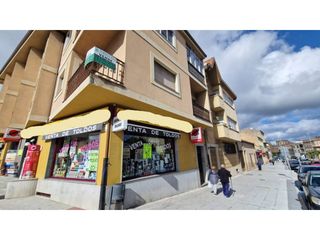 Appartamento  Avenida españa. Venta de un piso en ciudad rodrigo