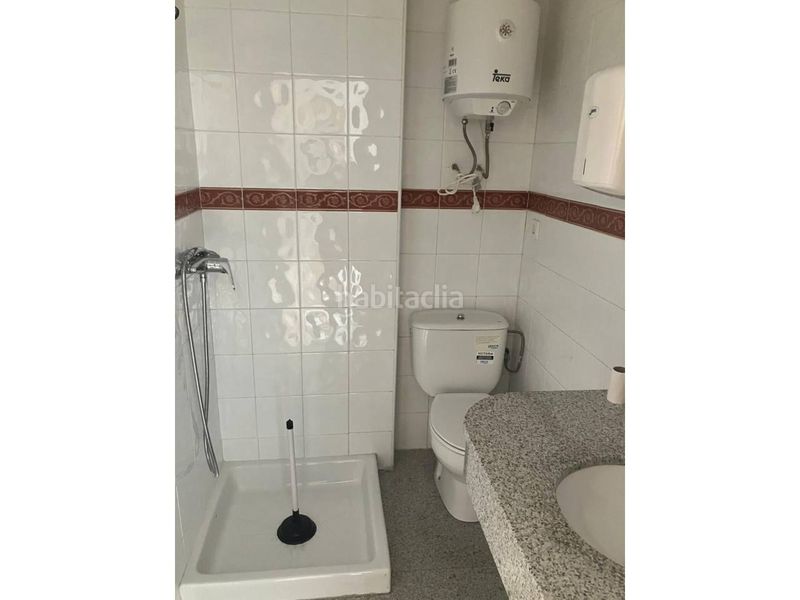 Foto 790da8ed-572a-4a87-8183-cdbeef36e997. Affitto ufficio in Pizarrales Salamanca