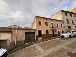 Gebäude  Calle ciego sabino. Venta de edificio en ciudad rodrigo