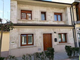 Casa a schiera in Calle santa clara 109. Casa adosada en venta en ciudad rodrigo