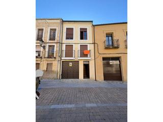 Casa adosada en Campo carniceros  6. Venta de casa adosada muy céntrica y con vistas en ciudad rodrig