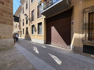 Lloguer Aparcament cotxe  Calle sánchez arjona. Venta de garaje en ciudad rodrigo